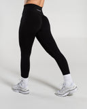 Amplify Ultra-High Rise Legging in Black – women's high-rise seamless compression legging