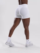 Pump Mid Rise Short - White