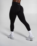 Pump Mid Rise Legging in Black – women's mid-rise seamless compression legging