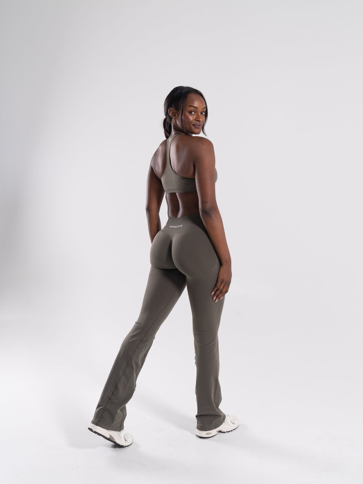 Pump Mid Rise Flared Pant Long - LT Heather product media