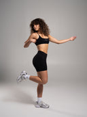Pump Mid Rise Short - Black